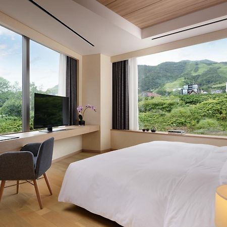 Setsu Niseko Hotel Kutchan Buitenkant foto
